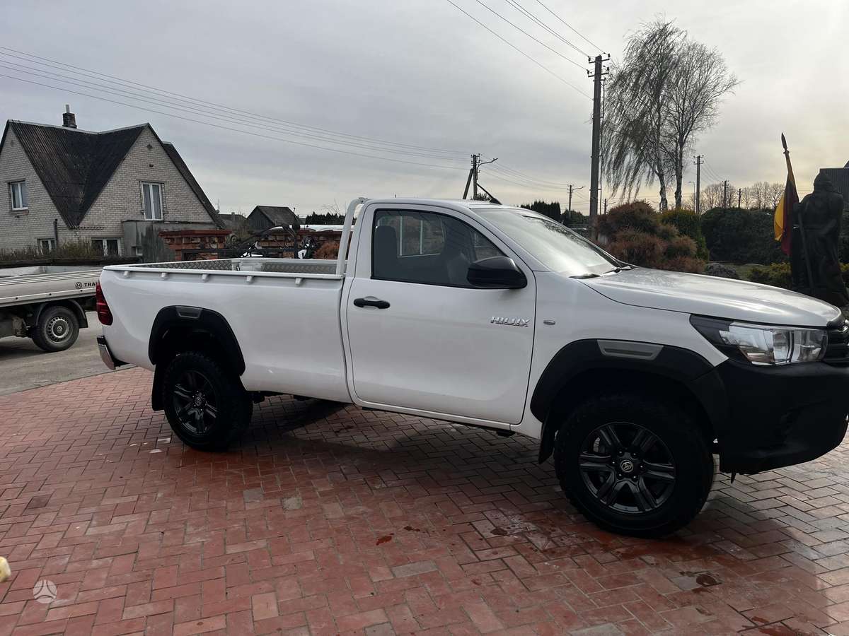 Toyota Hilux детали кузова