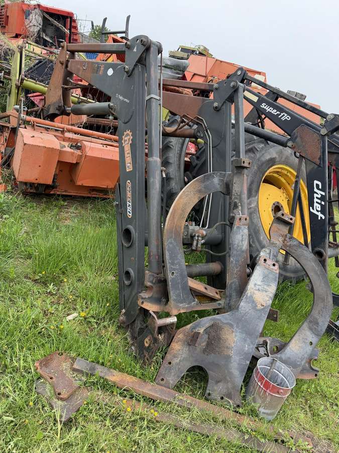 Claas Ares frontalinis krautuvas, тракторы