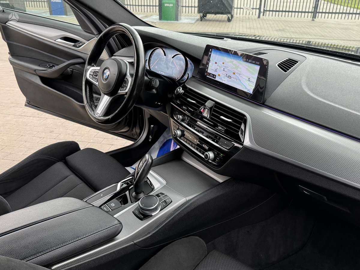 BMW 520, 2.0 l., wagon