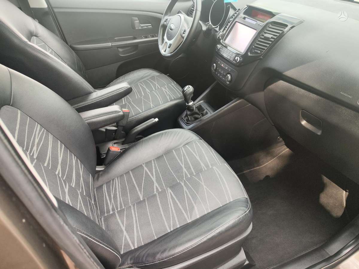 Kia Venga, 1.6 l., Хэтчбек