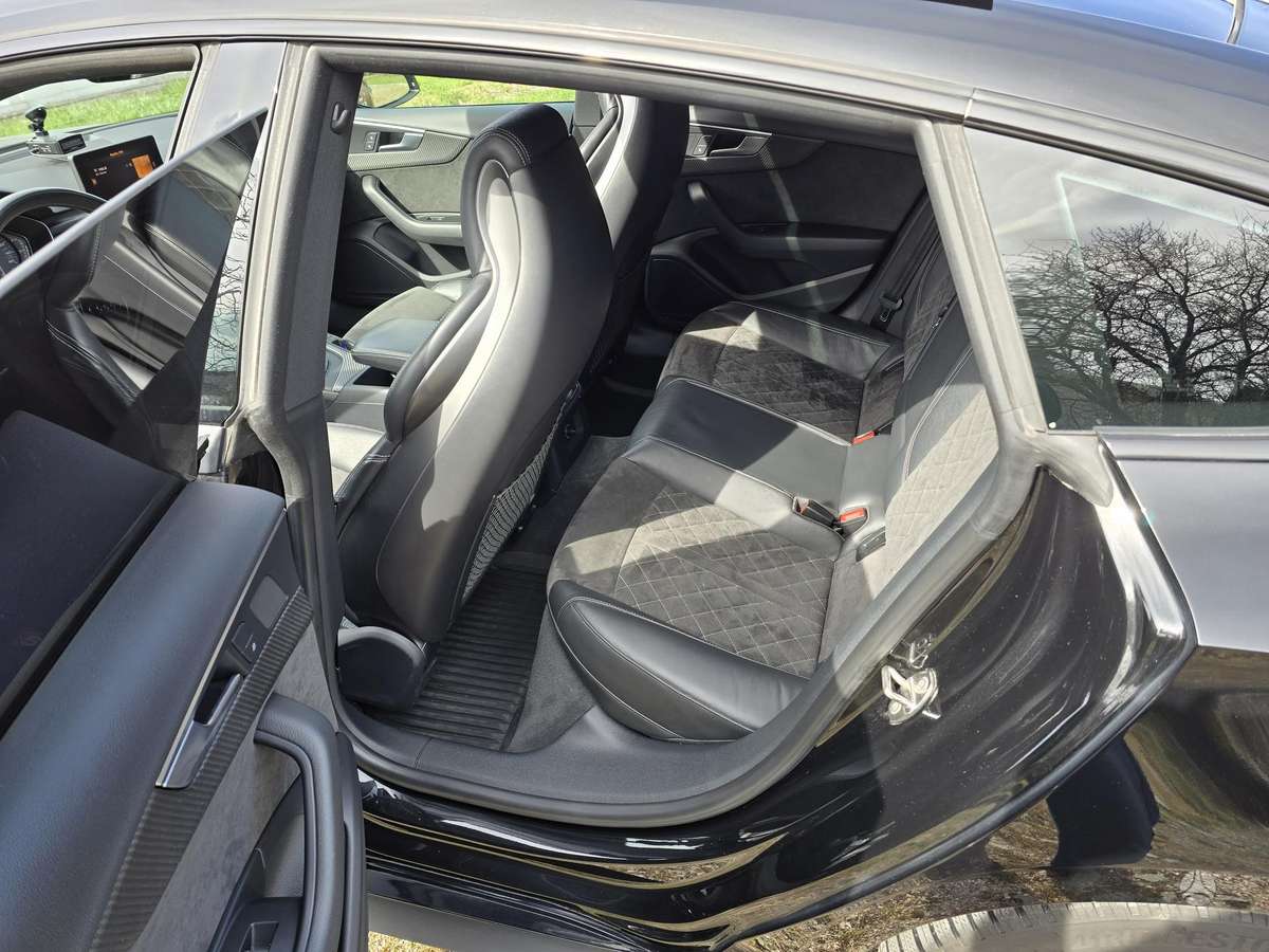 Audi S5, 3.0 l., hatchback