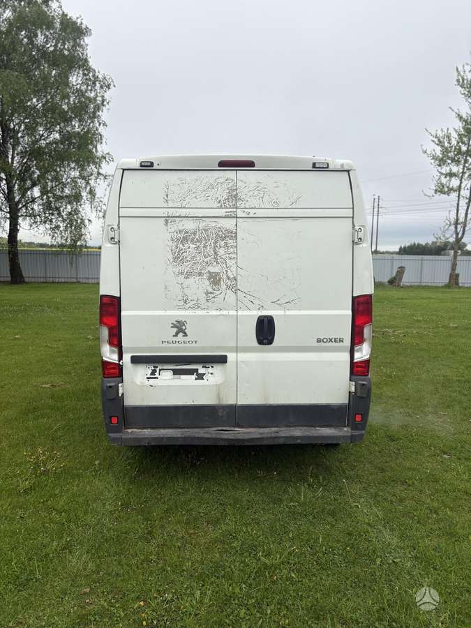 Peugeot BOXER, preču