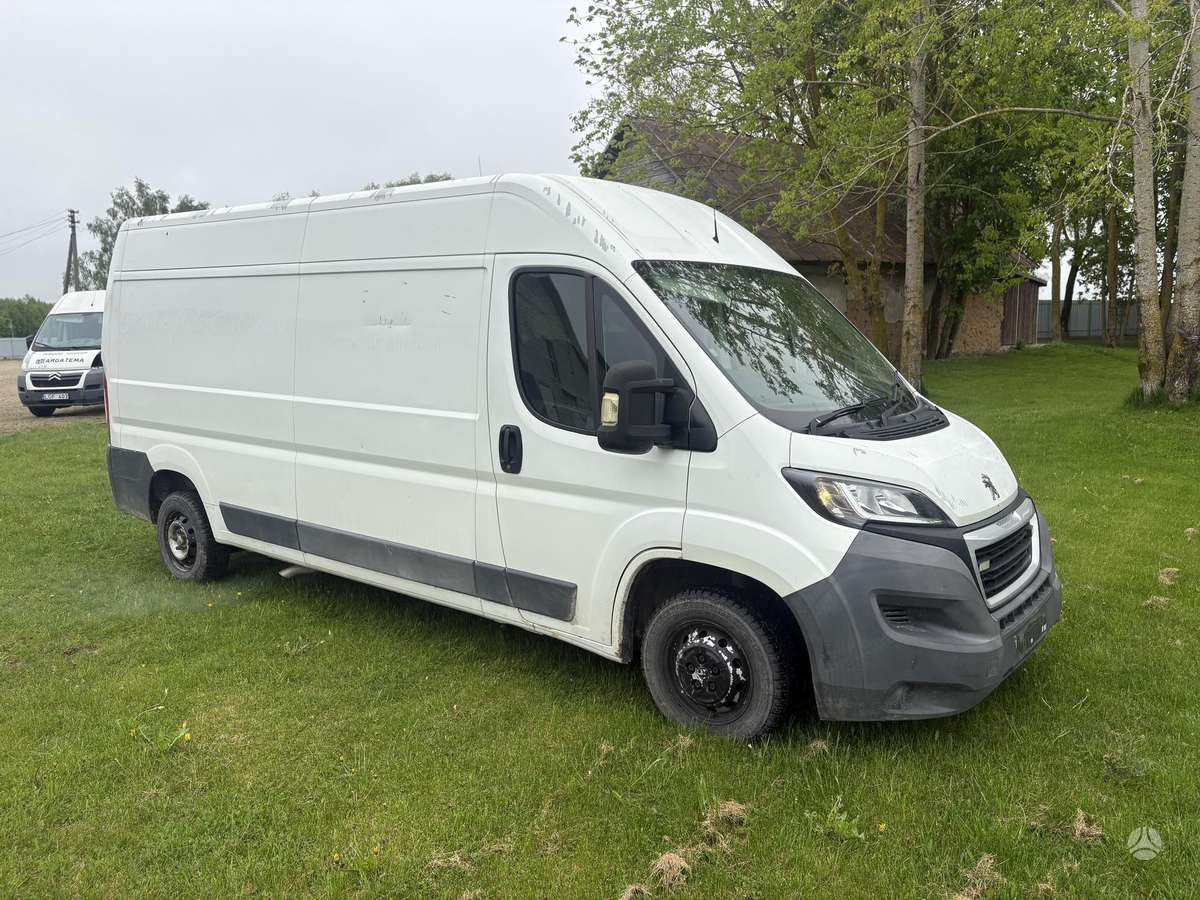 Peugeot BOXER, cargo vans