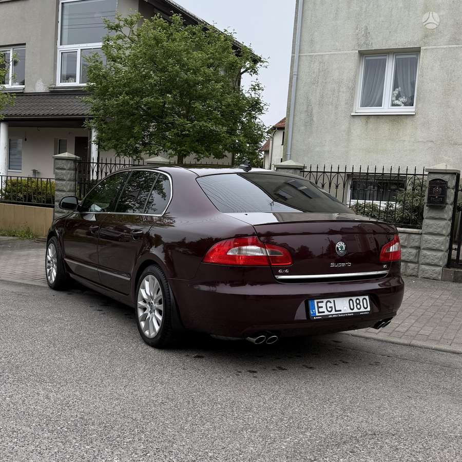 Skoda Superb, 3.6 l., Хэтчбек