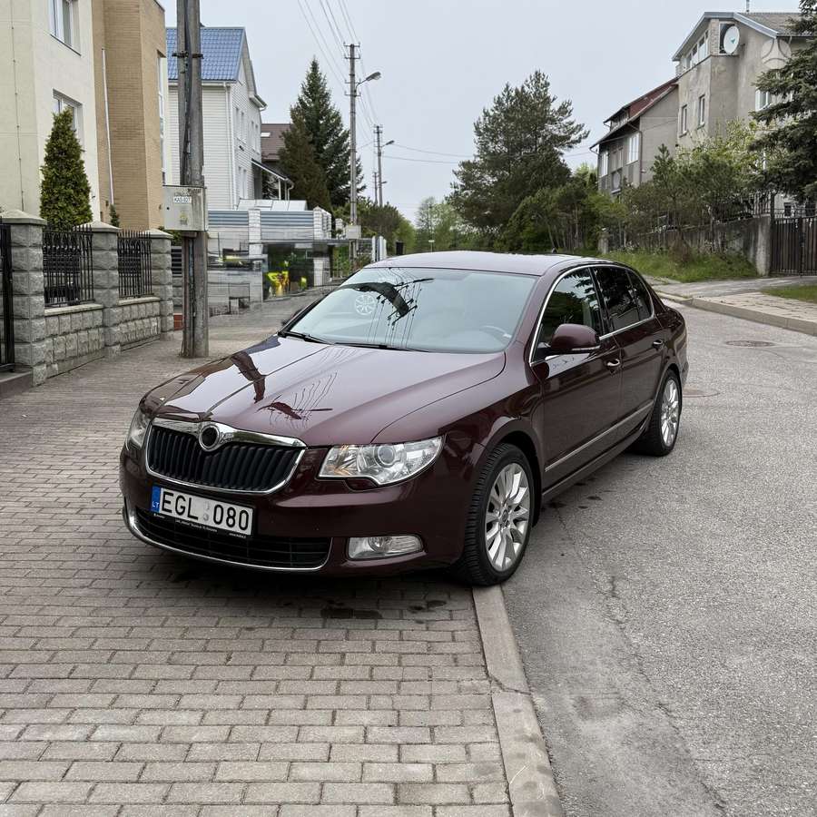 Škoda Superb - 4