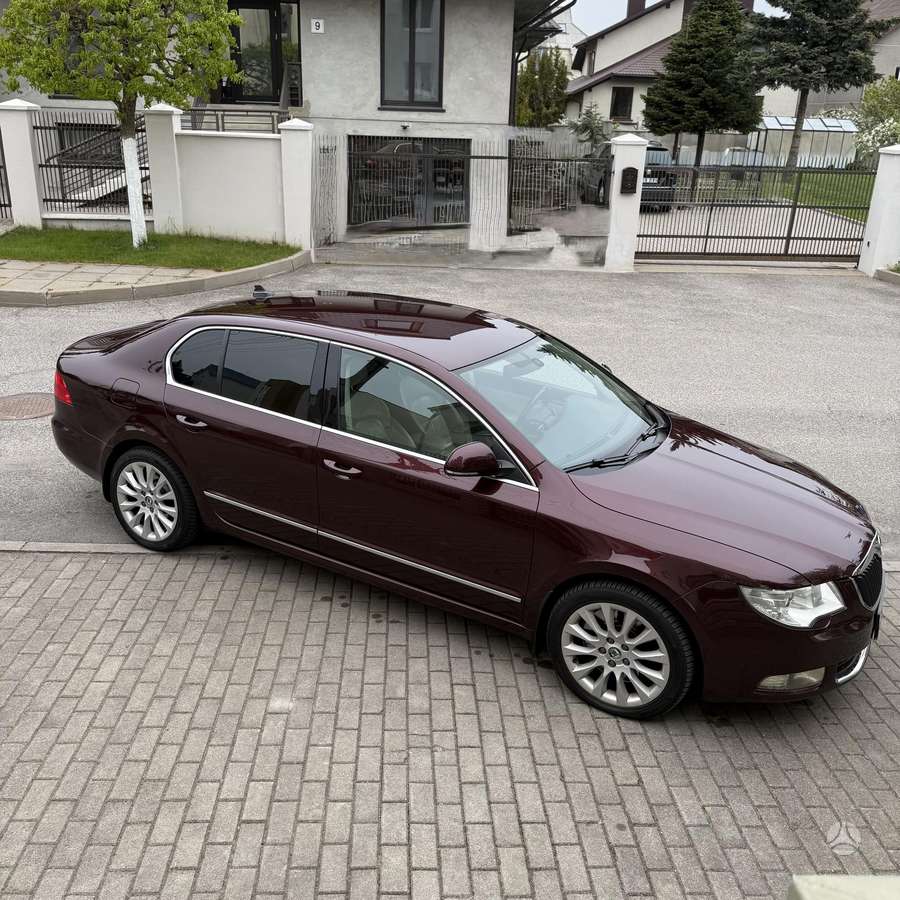 Skoda Superb, 3.6 l., Хэтчбек