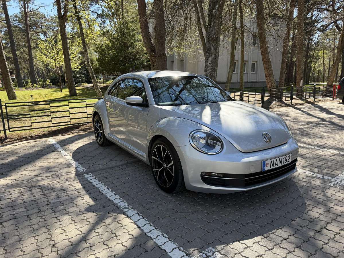 Volkswagen Beetle, 2.0 l., hatchback