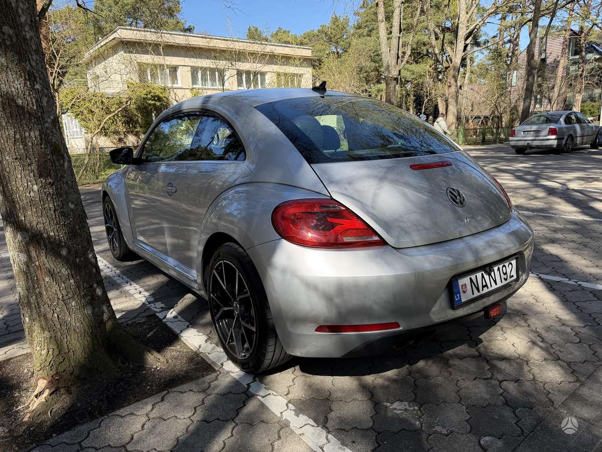 Volkswagen Beetle, 2.0 l., hatchback