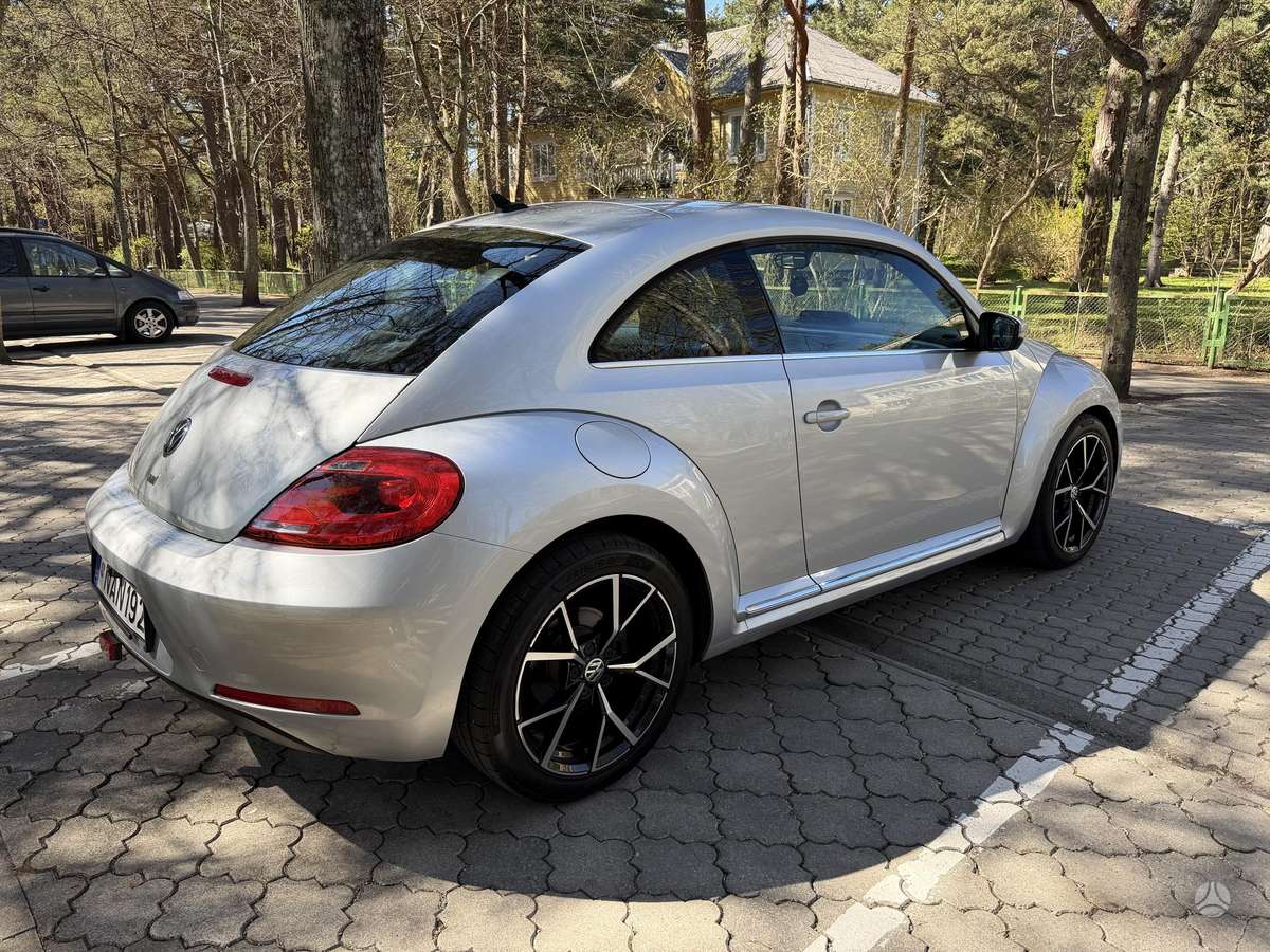 Volkswagen Beetle, 2.0 l., hatchback