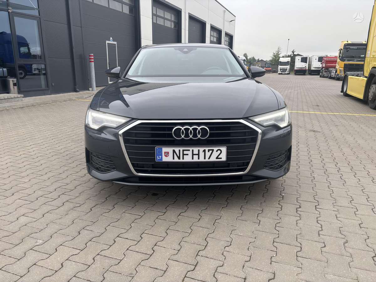 Audi A6, 2.0 l., Седан