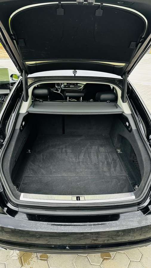Audi A7, 3.0 l., coupe