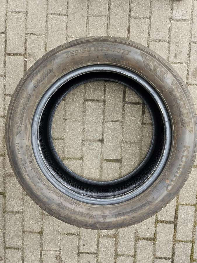 Kumho, universalios 255/50 R19