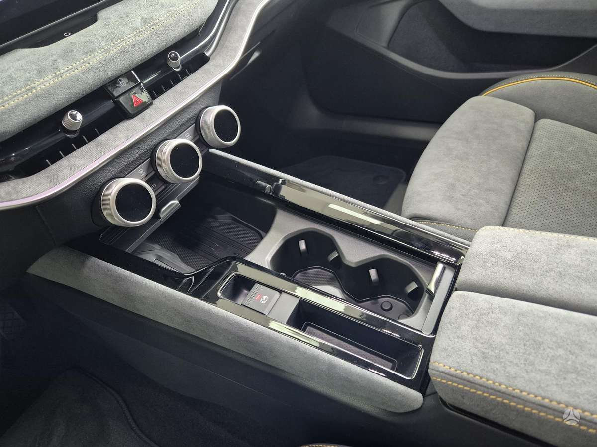 Skoda Superb, 1.5 l., Универсал