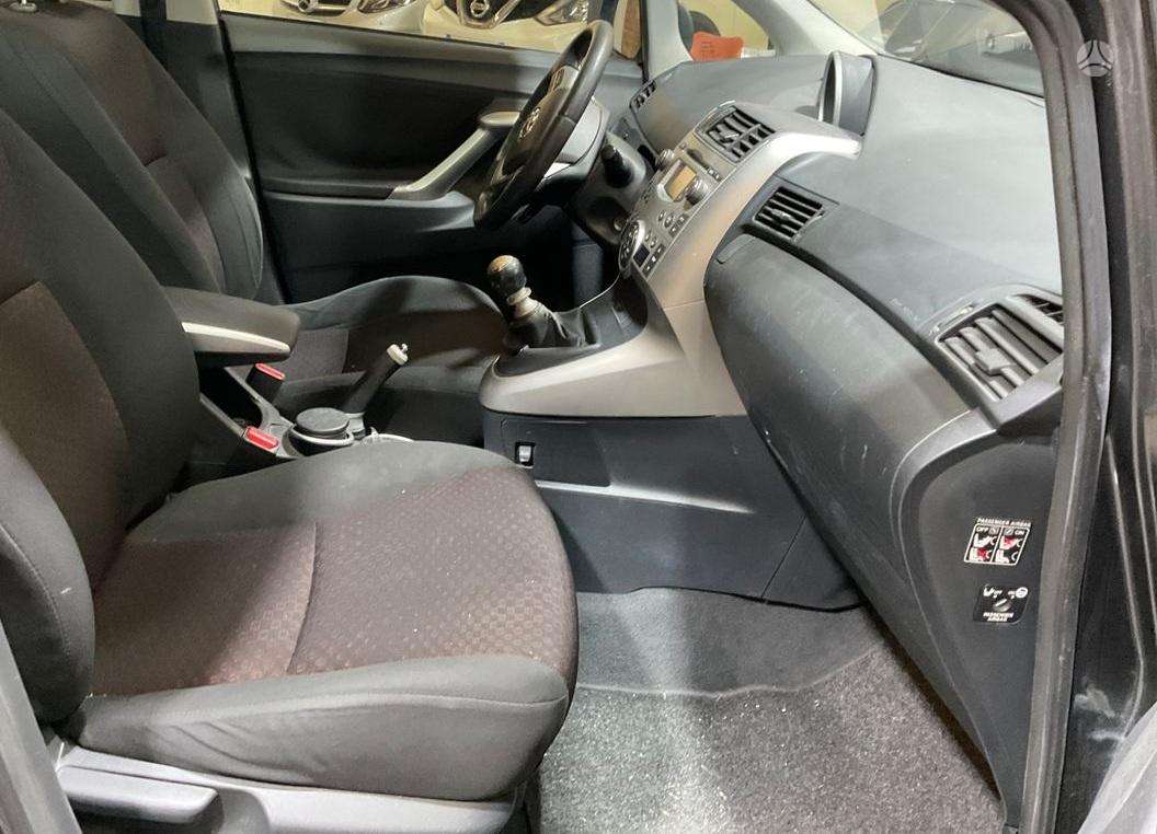 Toyota Verso - 3