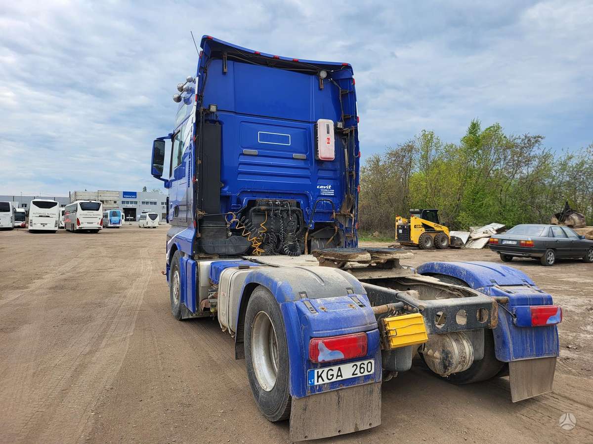 MAN TGX 440, double sleeper