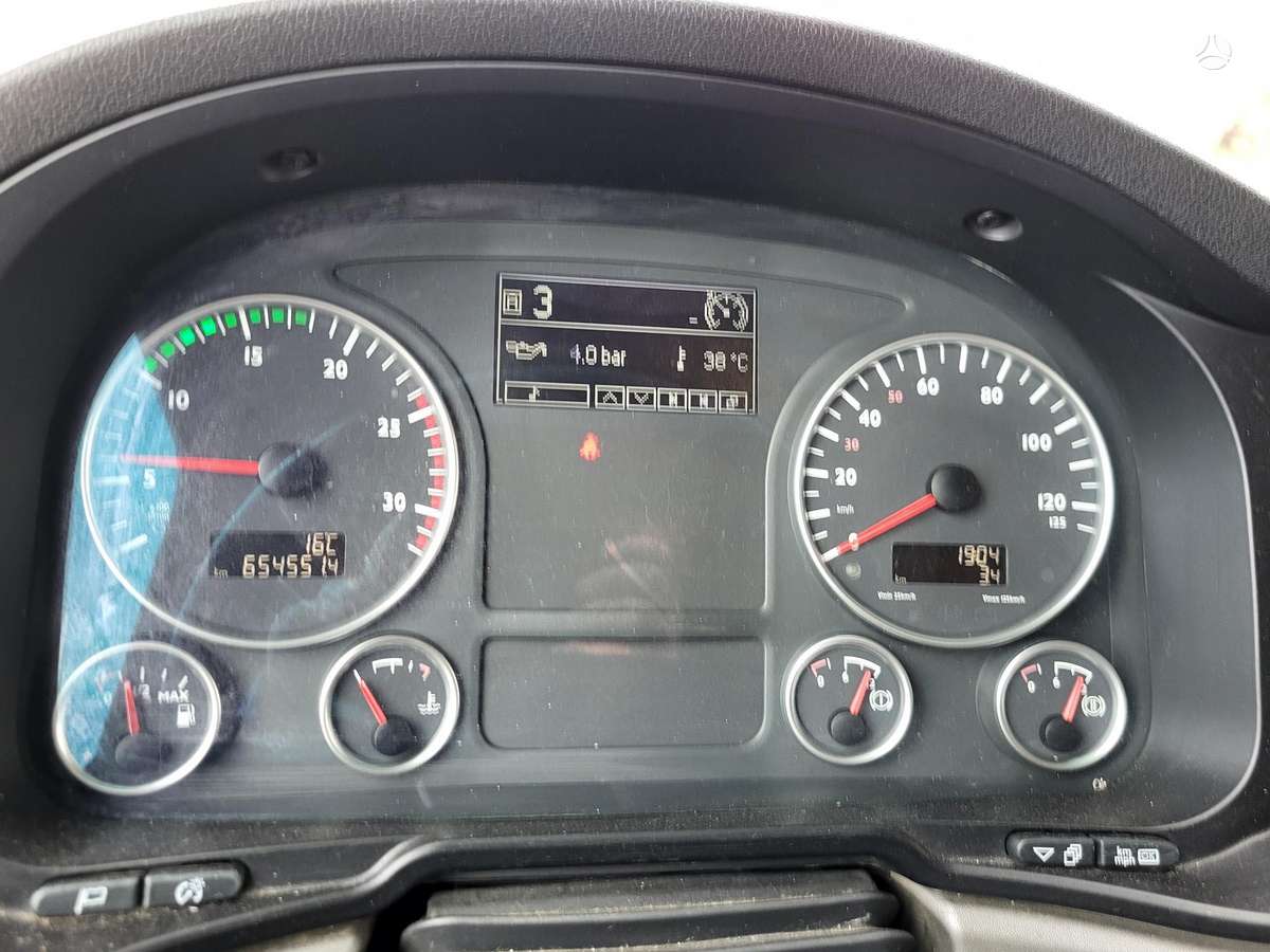 MAN TGX 440, 2 спальных места