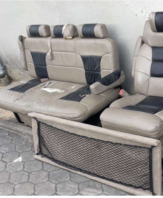 Chevrolet Express salono detalės