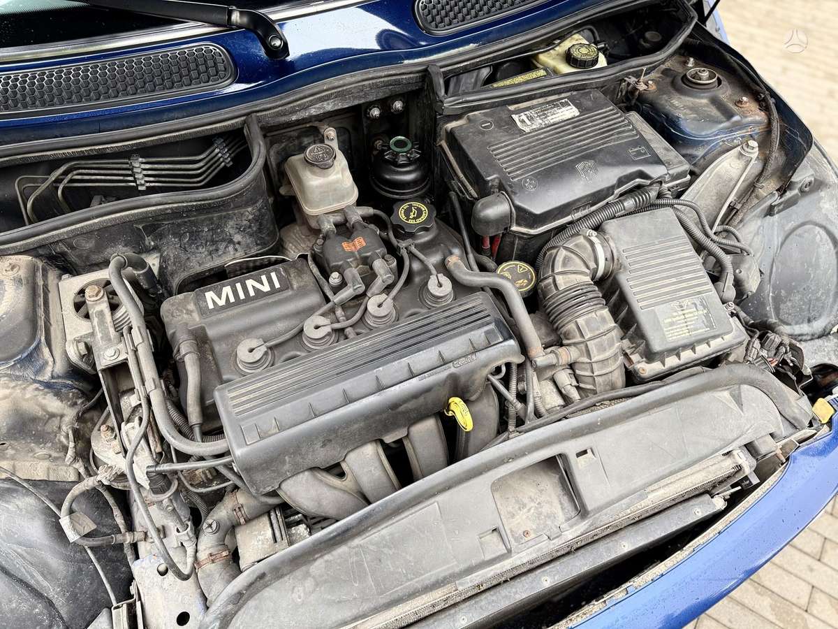 Mini Cooper, 1.6 l., hatchback