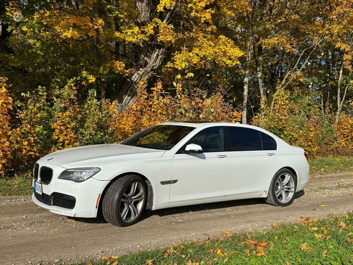 BMW 740, 3.0 l., Седан