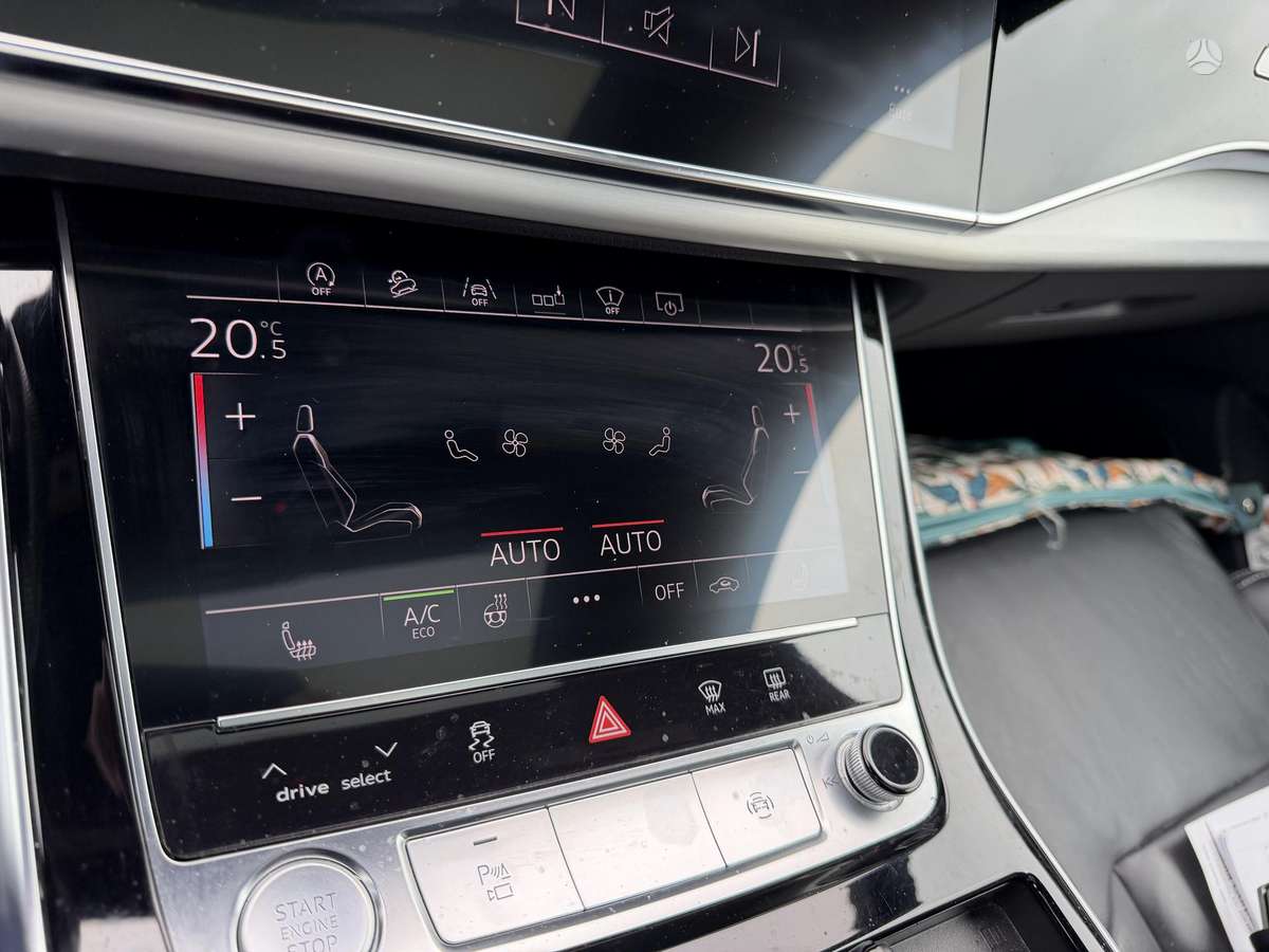 Audi Q8, 3.0 l., hatchback