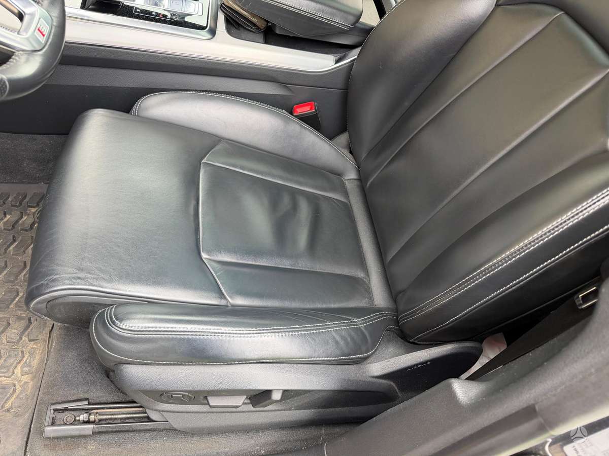 Audi Q8, 3.0 l., hatchback