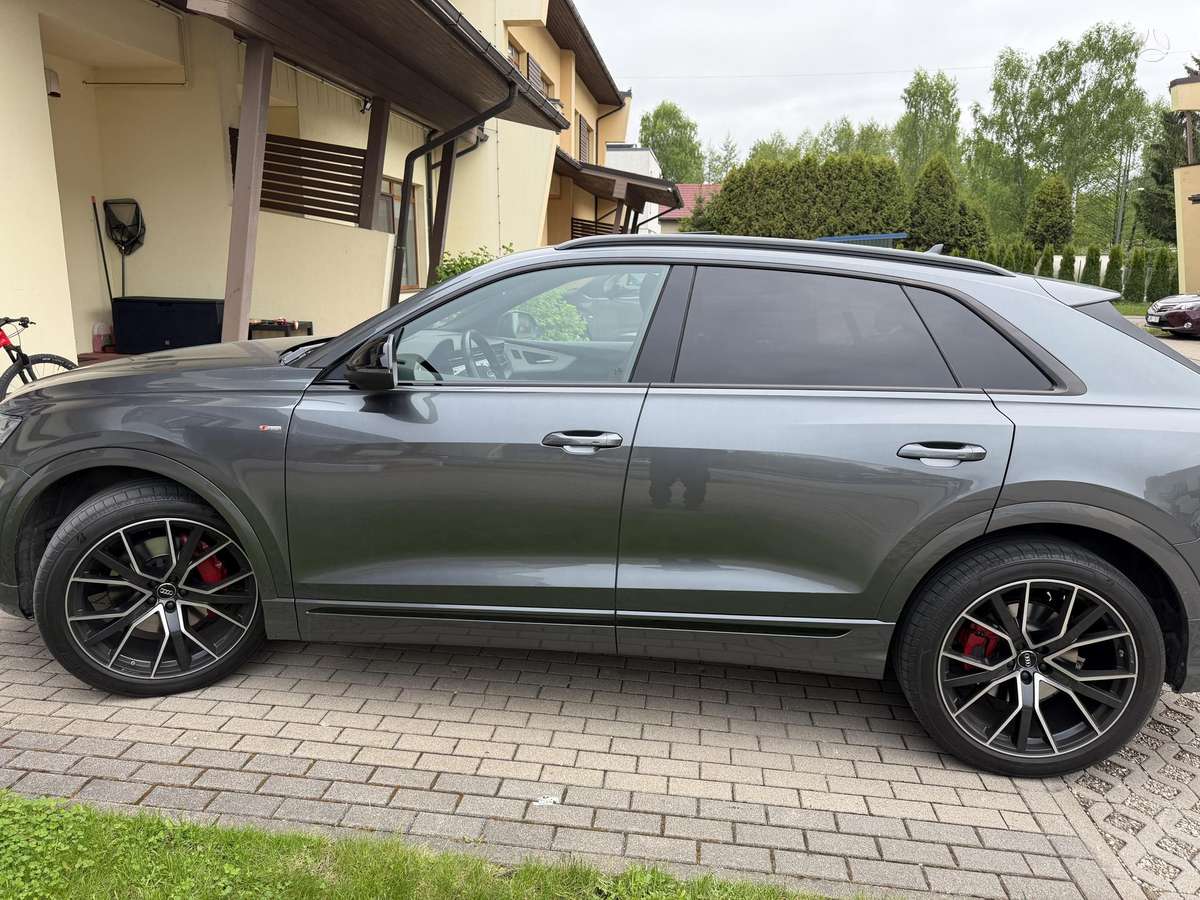 Audi Q8, 3.0 l., hatchback