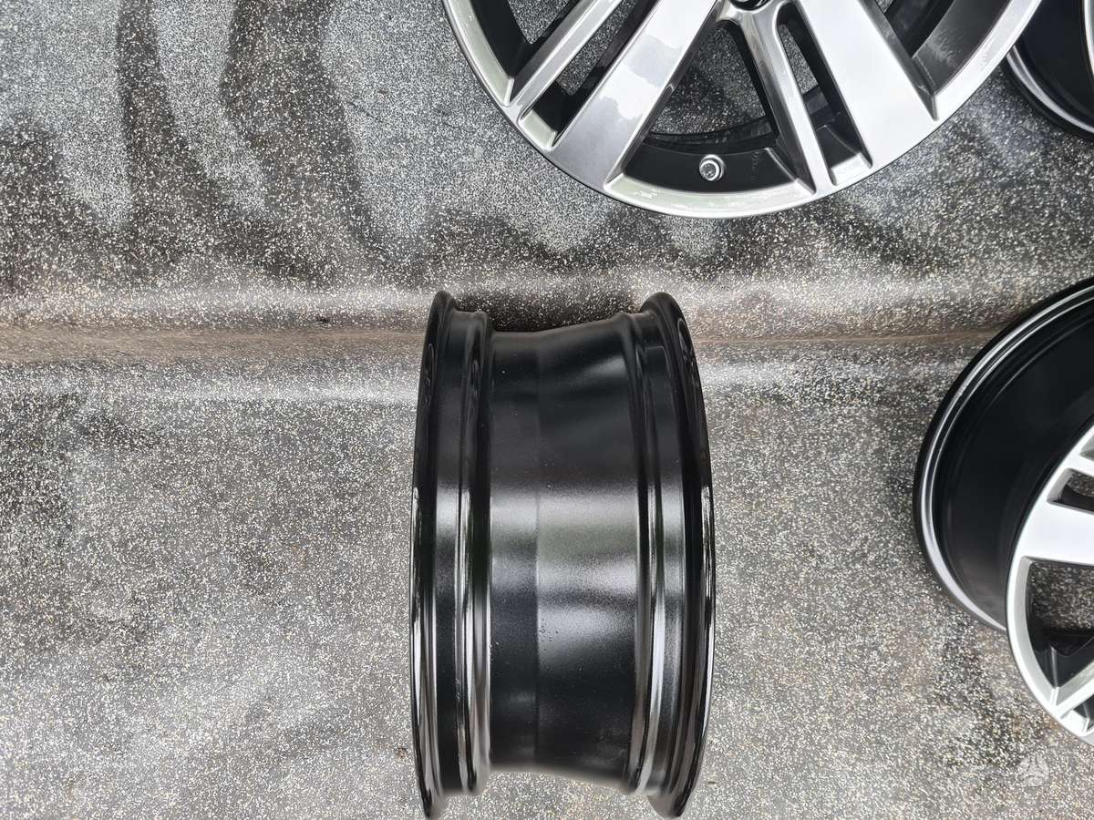 Volkswagen ORIGINAL, light alloy, R16
