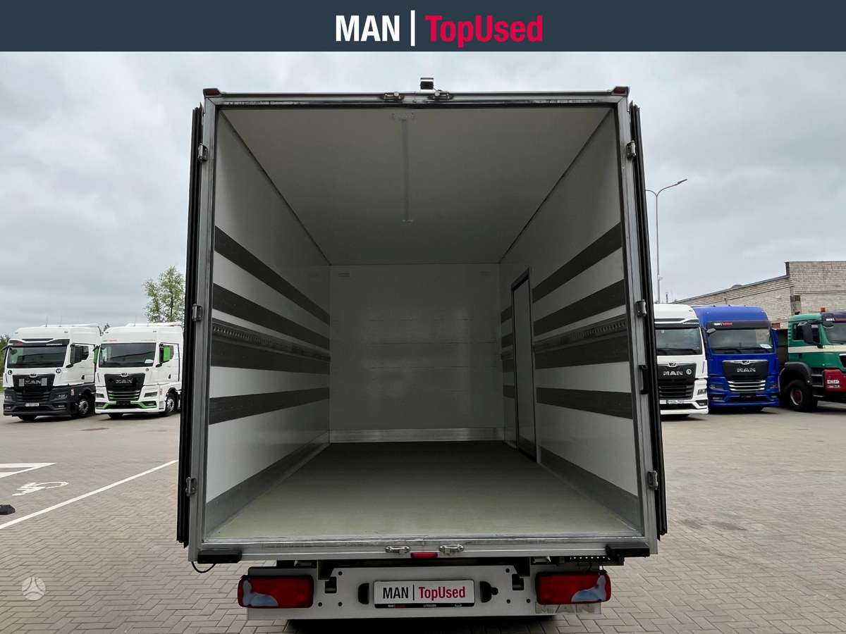 MAN TGE, cargo van
