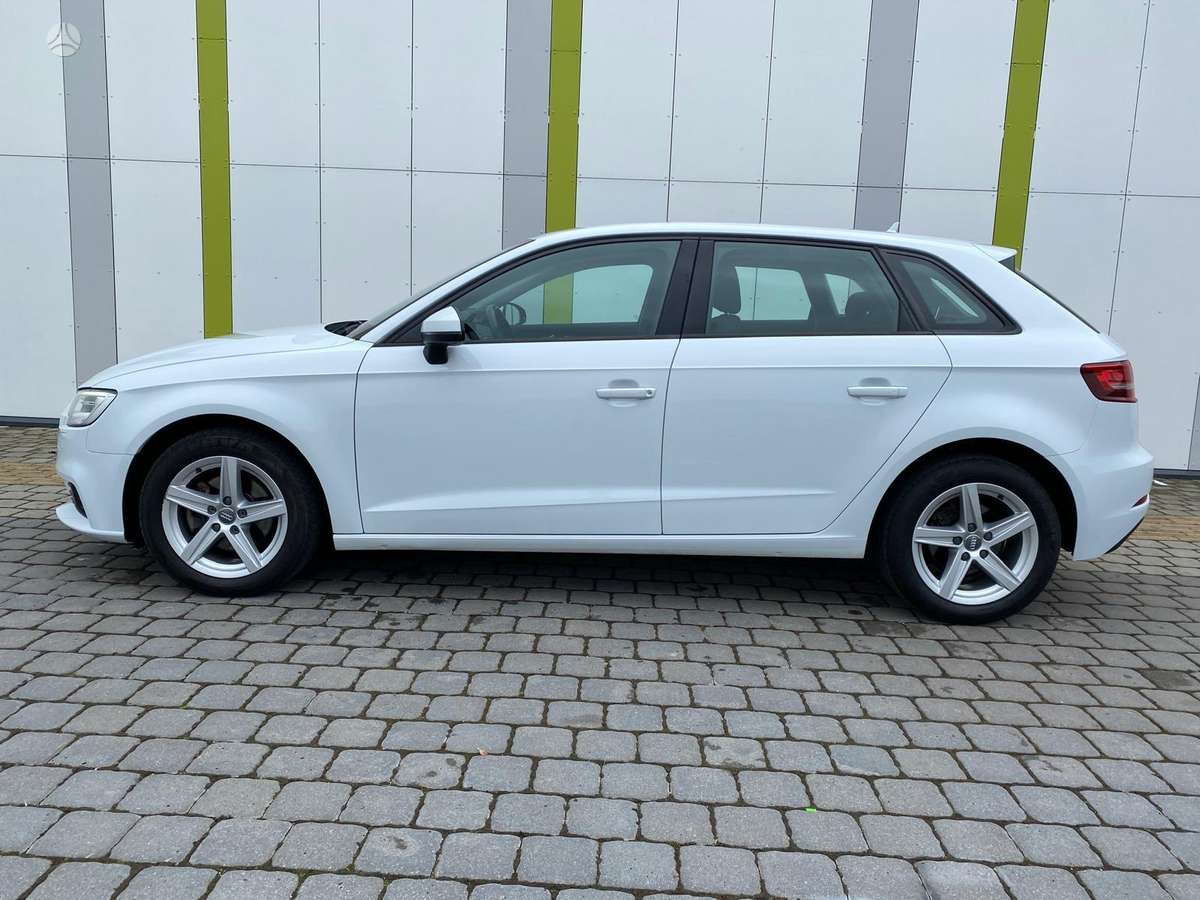 Audi A3, 1.6 l., hečbekas