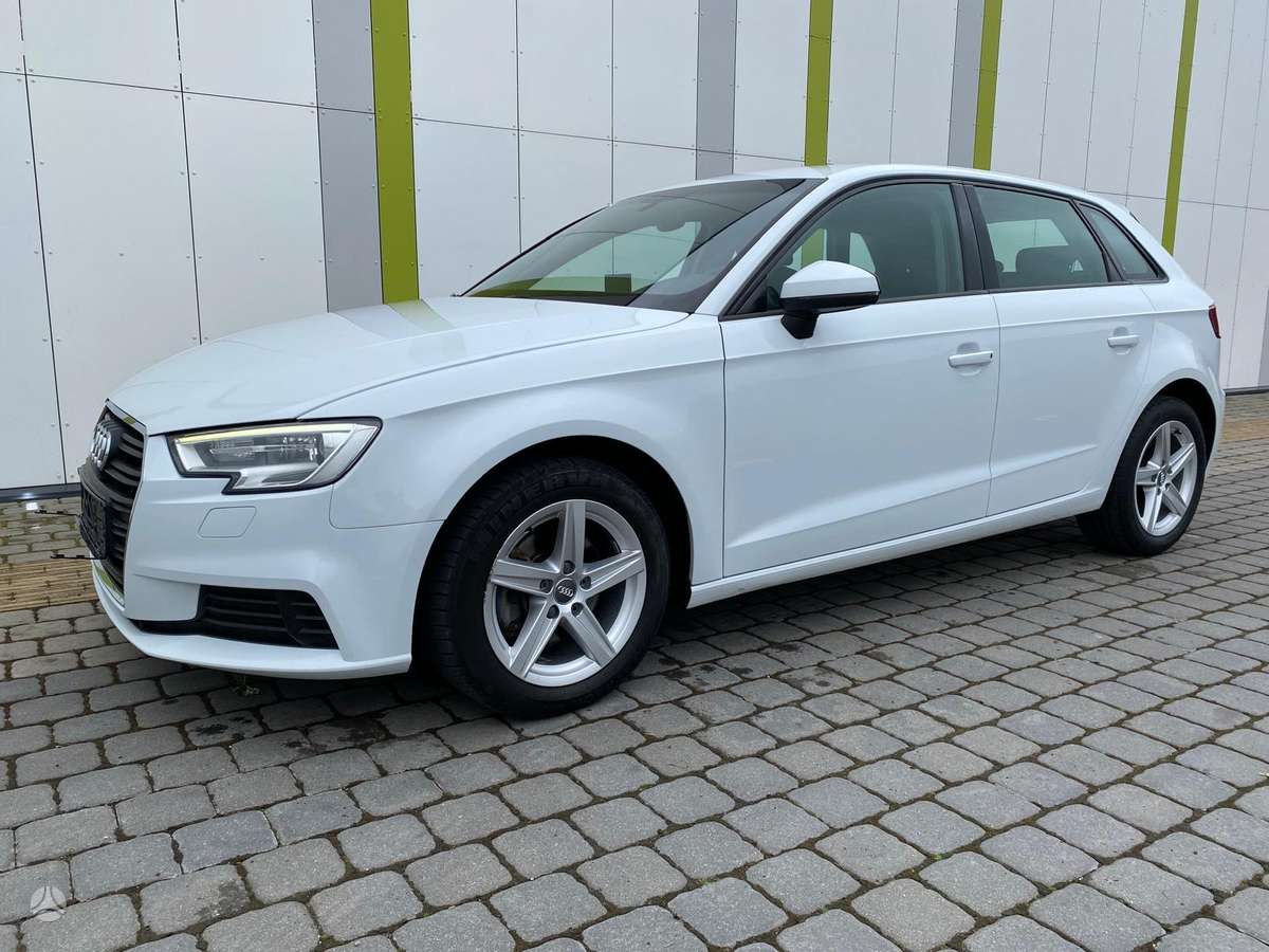 Audi A3, 1.6 l., hečbekas