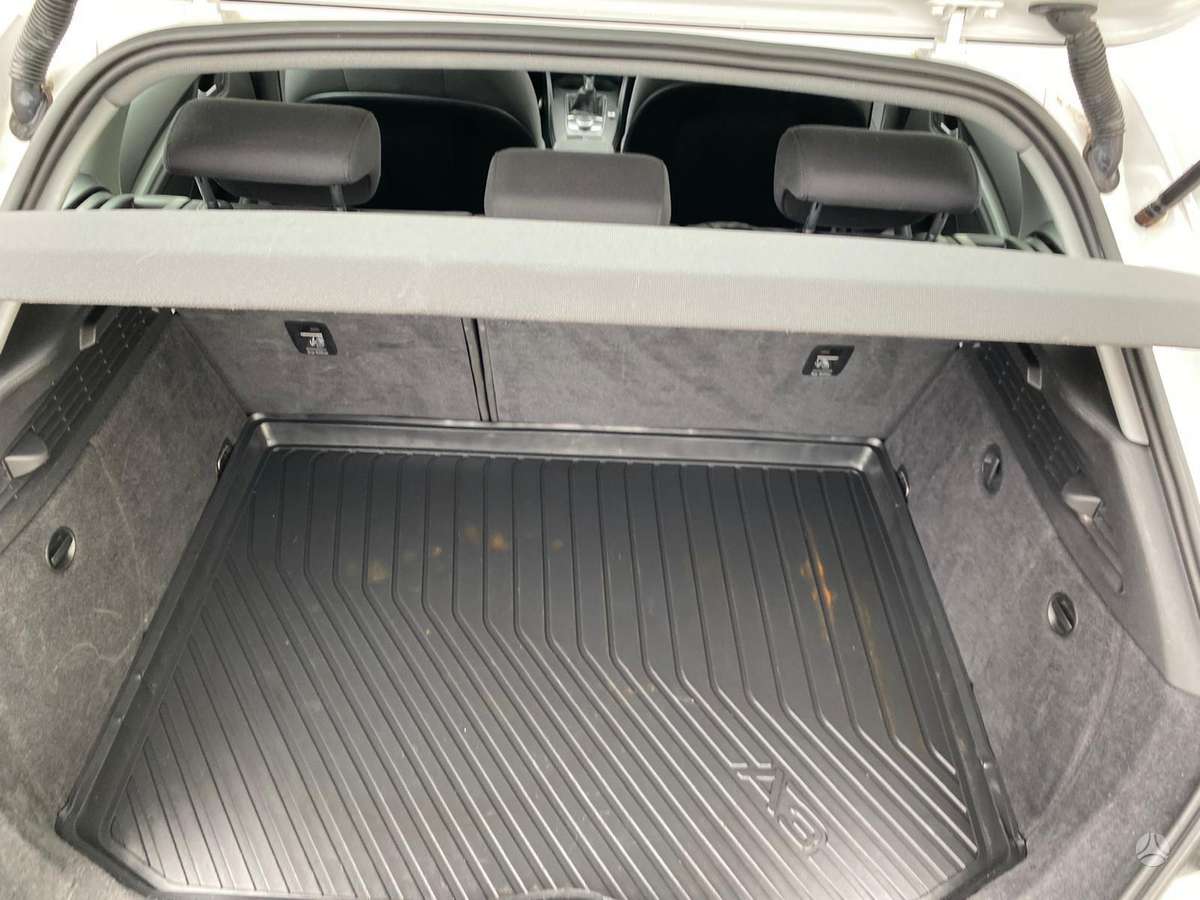 Audi A3, 1.6 l., hečbekas