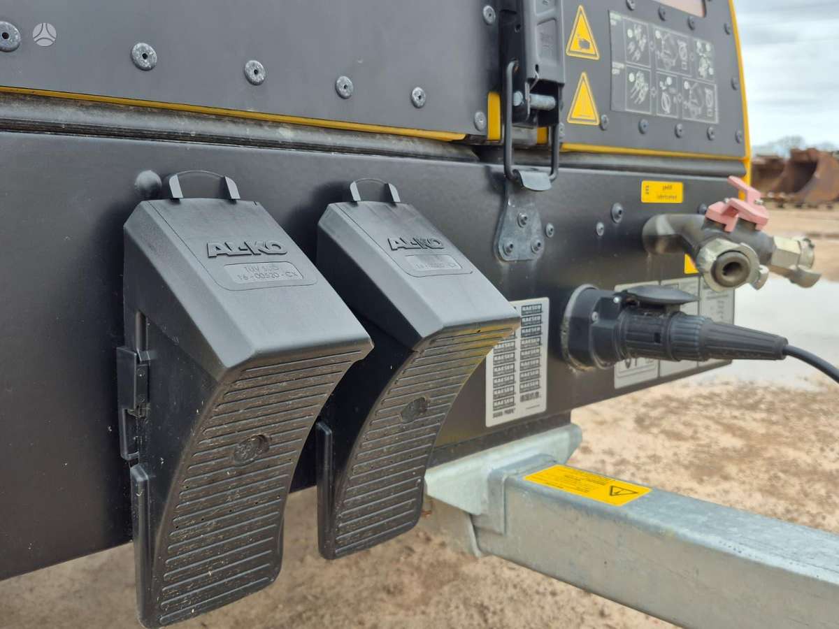 Kaeser M20, compressor
