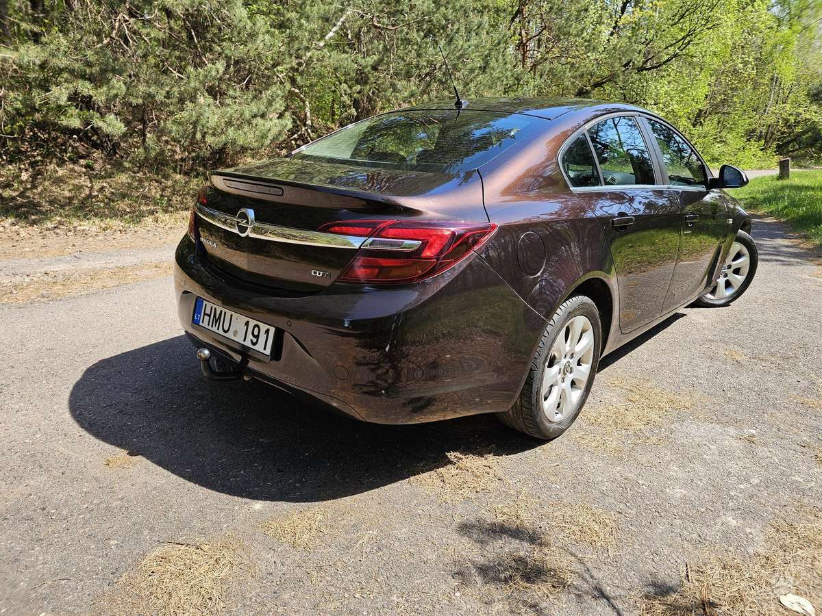 Opel Insignia, 2.0 l., Седан