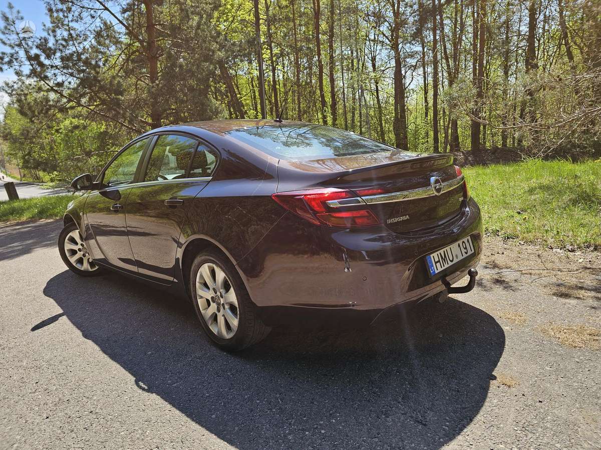 Opel Insignia, 2.0 l., Седан