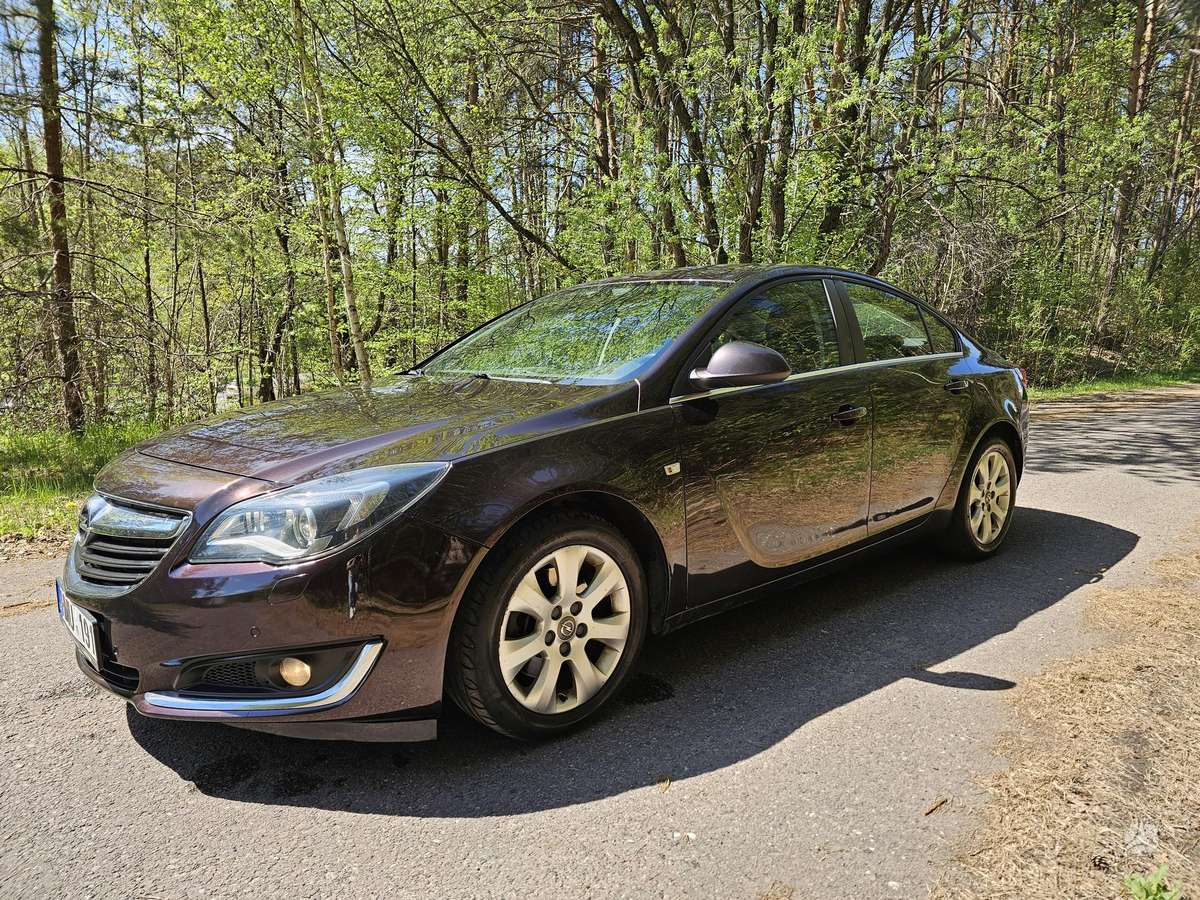Opel Insignia, 2.0 l., Седан