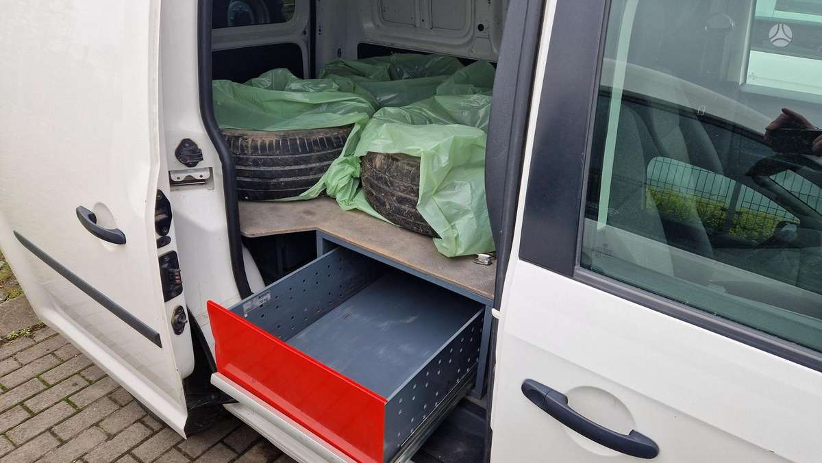 Volkswagen Caddy - 6