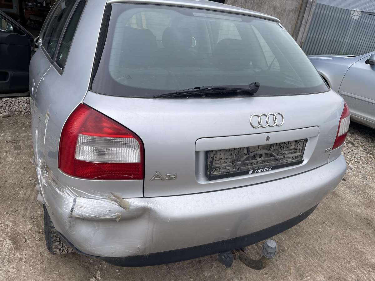 Audi A3 dalimis