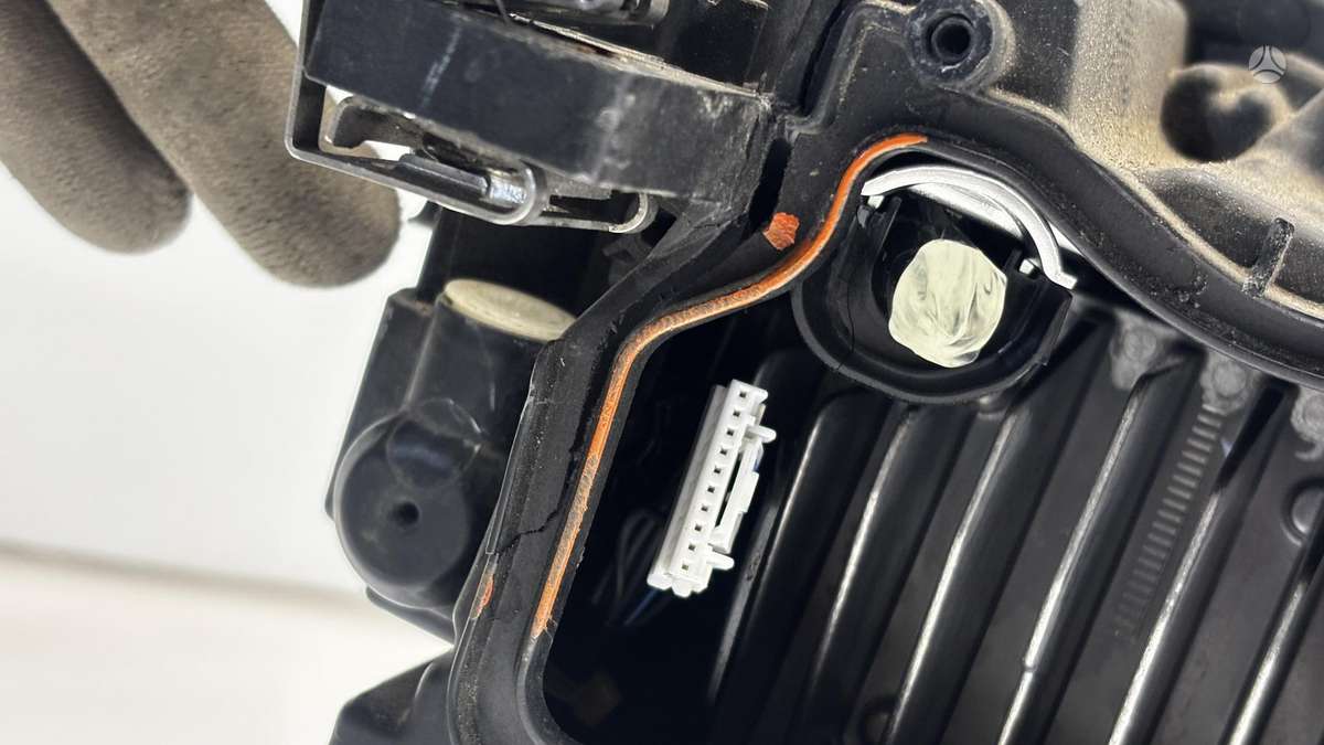 Audi Q5, 80A941033, Cen31357