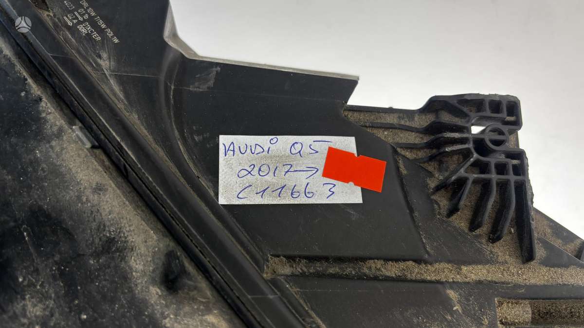 Audi Q5, 80A941033, Cen31357
