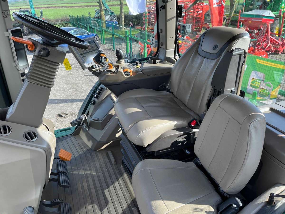 John Deere 8R370, тракторы