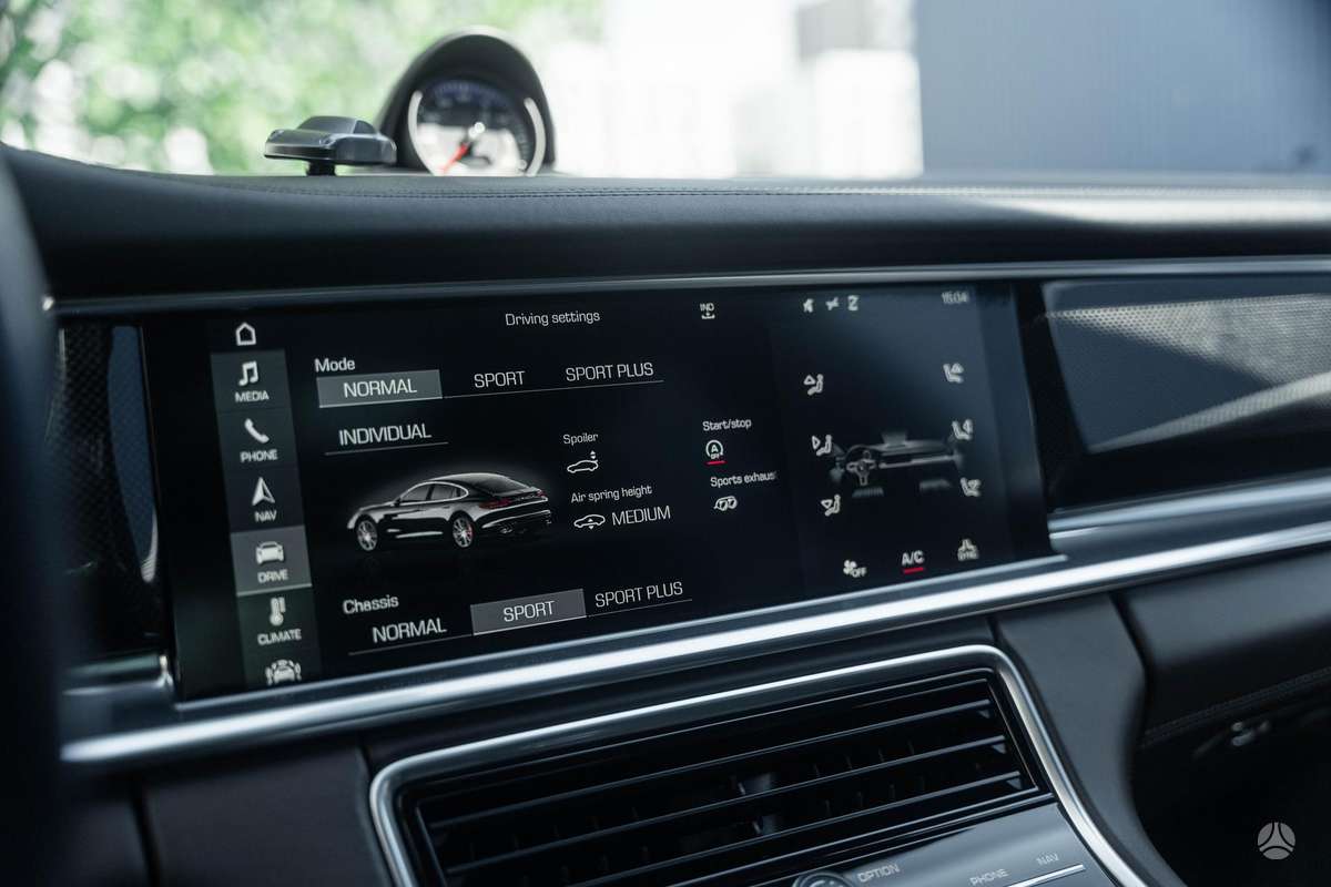 Porsche Panamera, 4.0 l., hatchback