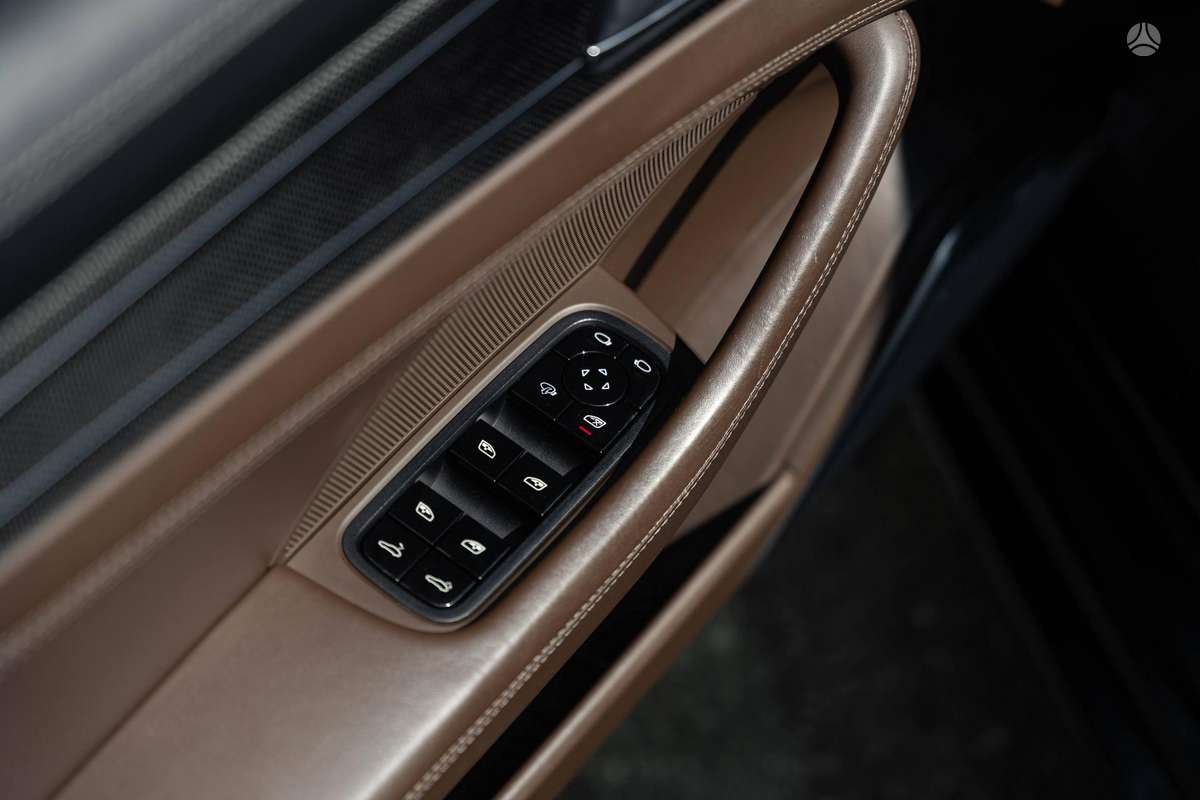 Porsche Panamera, 4.0 l., hatchback