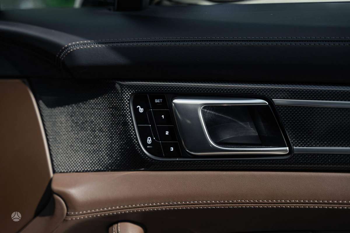 Porsche Panamera, 4.0 l., hatchback