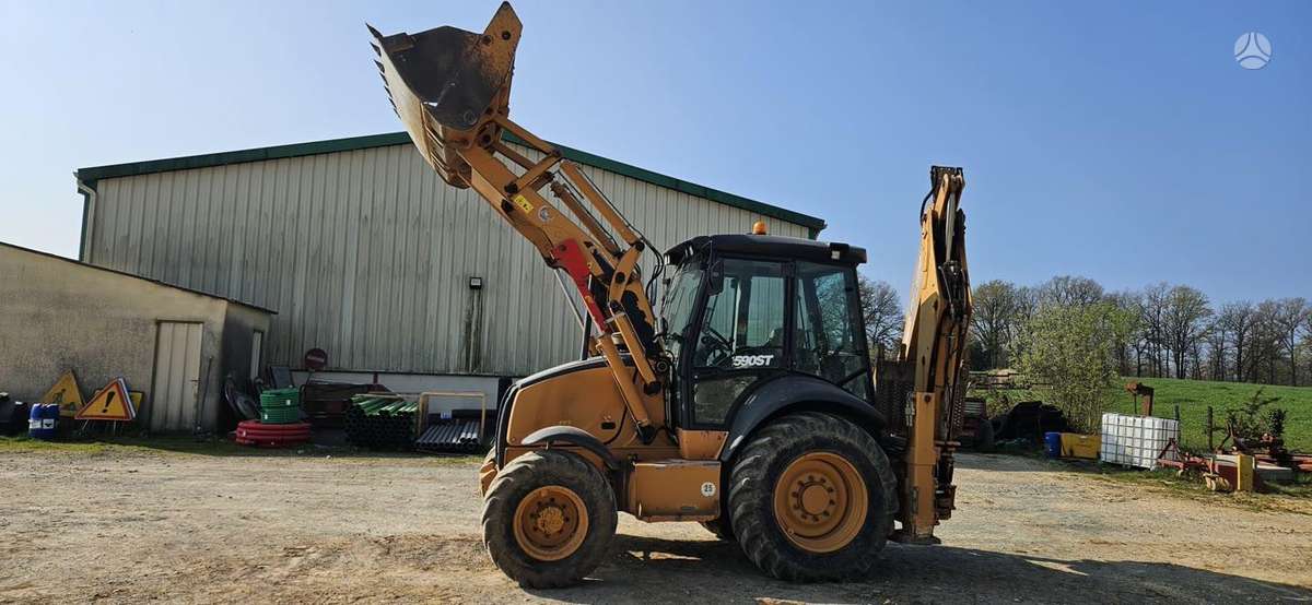 Case 590ST, excavator loader