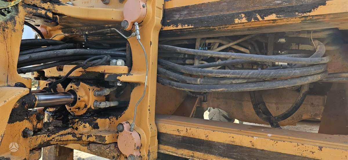 Case 590ST, excavator loader