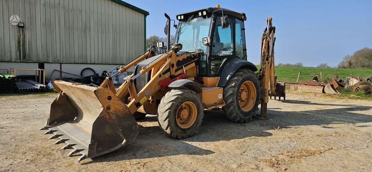 Case 590ST, excavator loader
