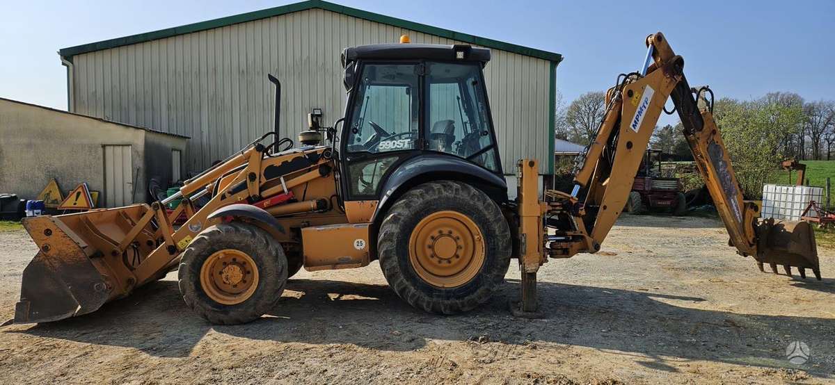 Case 590ST, excavator loader