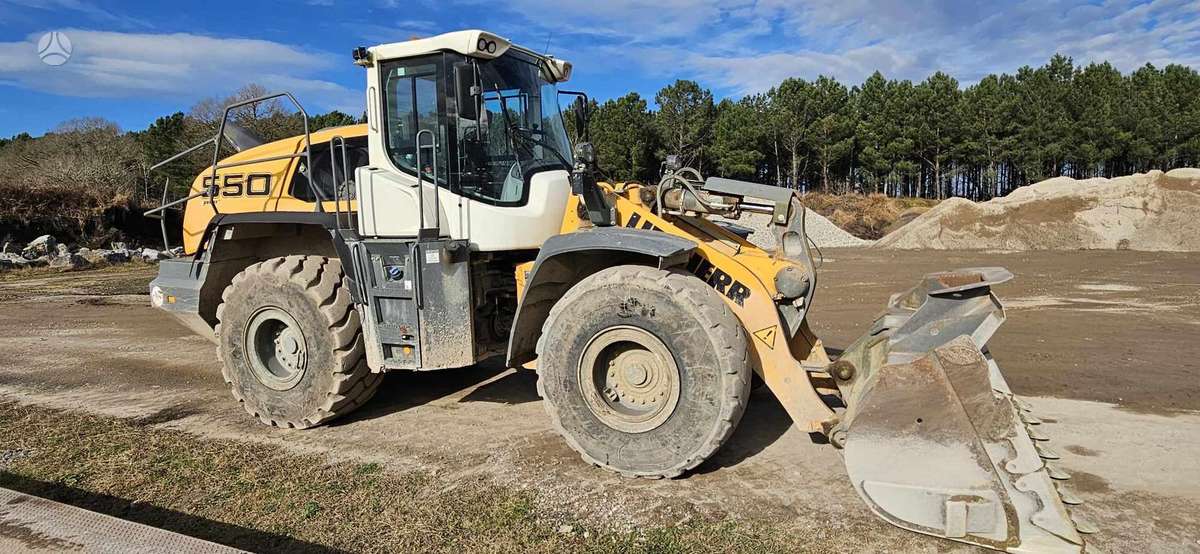 Liebherr L550X Power, frontal loader