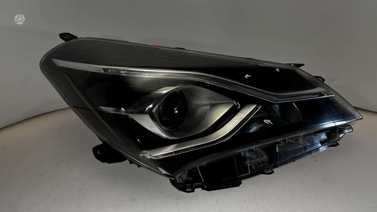 Toyota Yaris Cen31400
