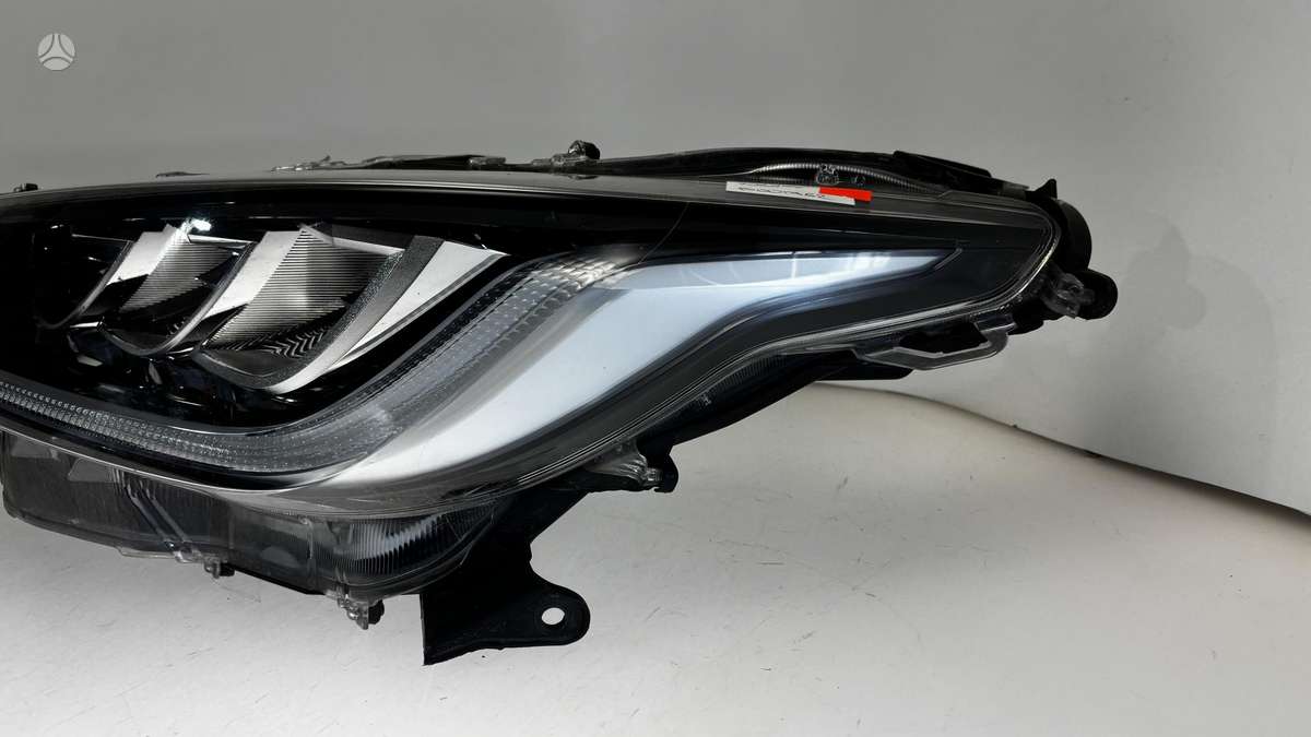 Toyota Yaris Cen31401
